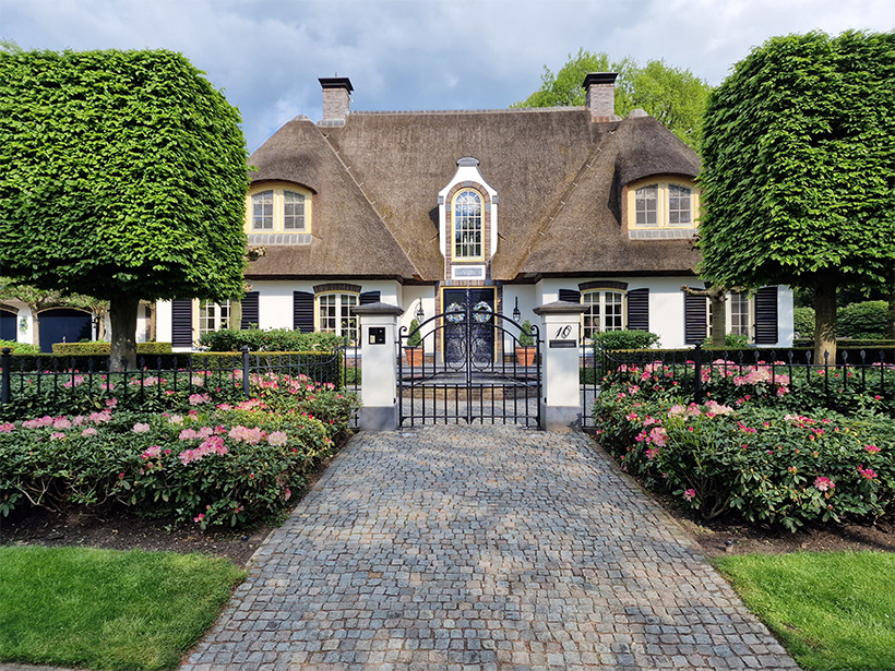 Beringhem B.V. bedrijfspand